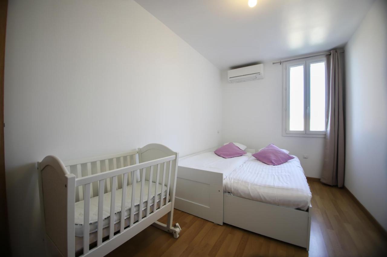 Maison Tendance Avec Jardin, Centre Village, Alpilles, Familles Eyragues Eksteriør bilde