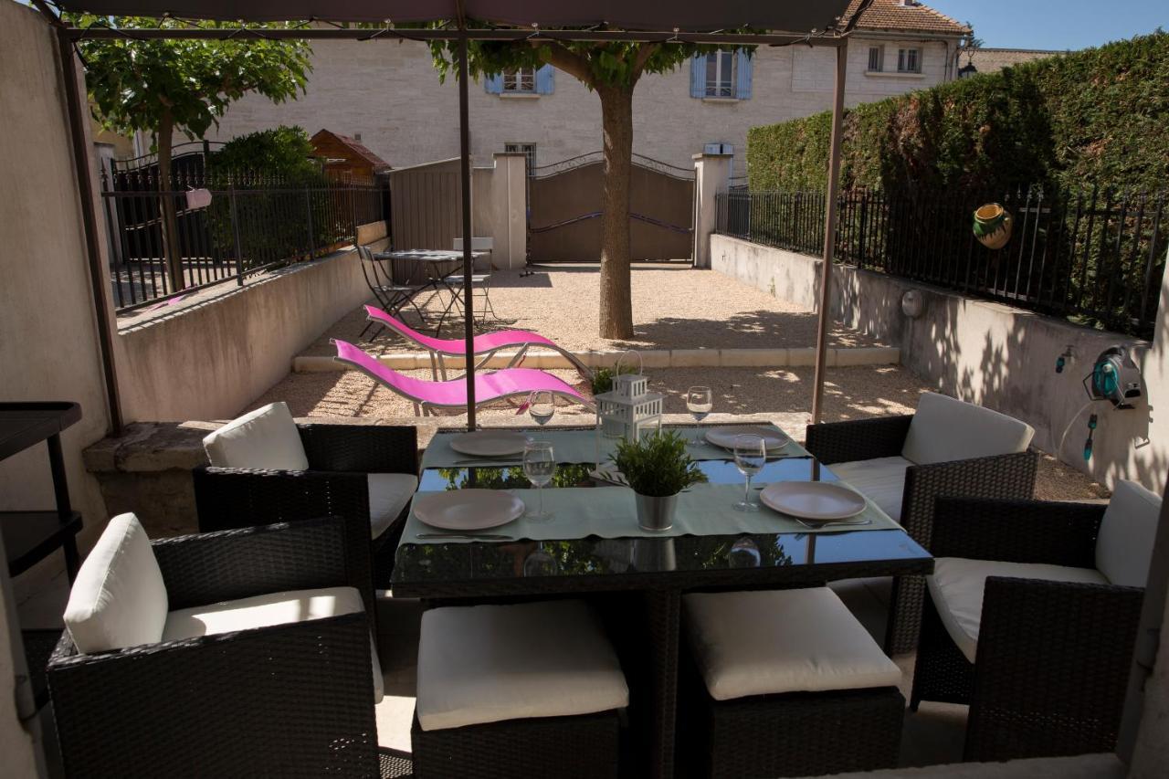 Maison Tendance Avec Jardin, Centre Village, Alpilles, Familles Eyragues Eksteriør bilde